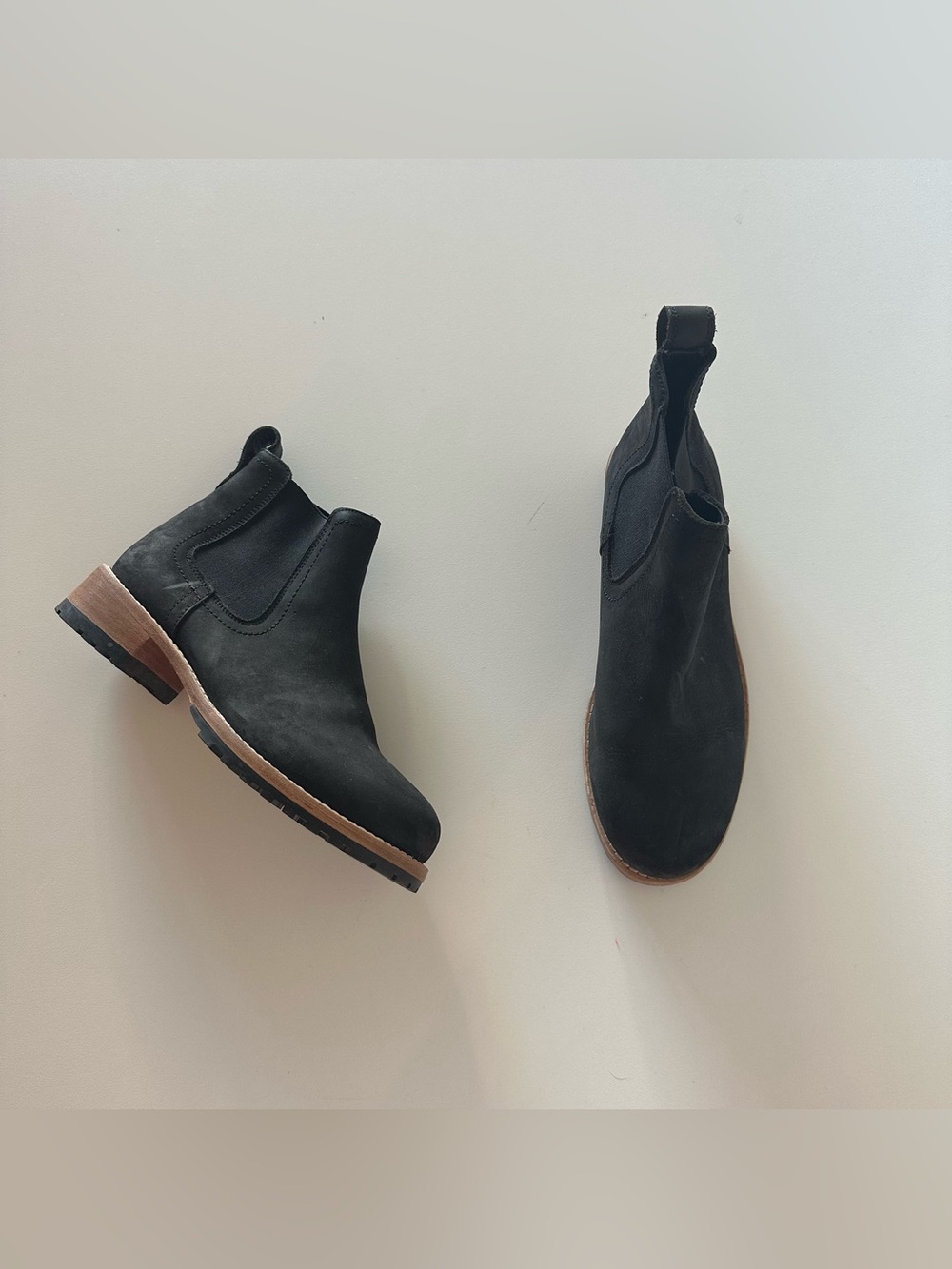 Portland Leather Goods Patina Black Chelsea Boots Tan Sole 7.5 Minimalist